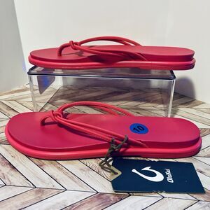 OluKai Aka Flip Flop Sandals Pink Plumeria Women’s 10 Beach Comfort Strappy Pool